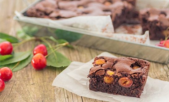 Brownie de cerezas BROWNIE DE CEREZAS